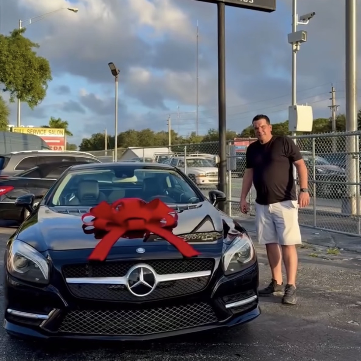 Car Superstore customer taking delivery of their vehicle 4