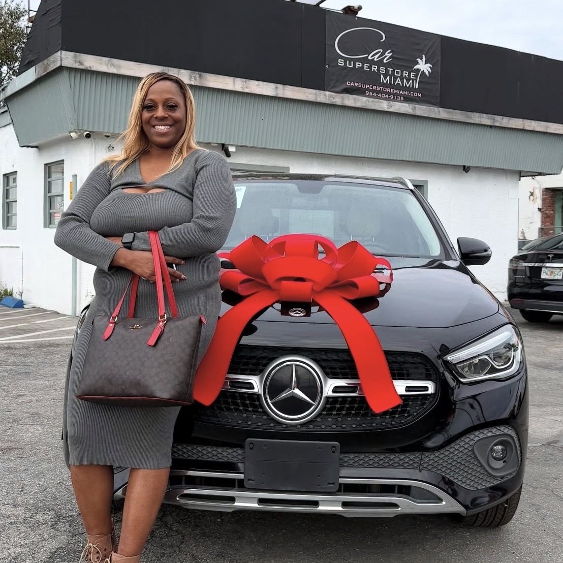 Car Superstore customer taking delivery of their vehicle 5